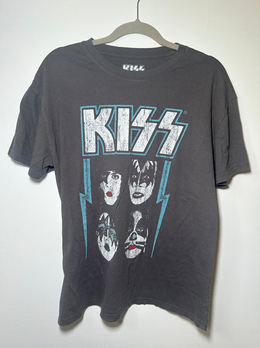 KISS XL Graphic Tee – Gray Short-Sleeve Tee