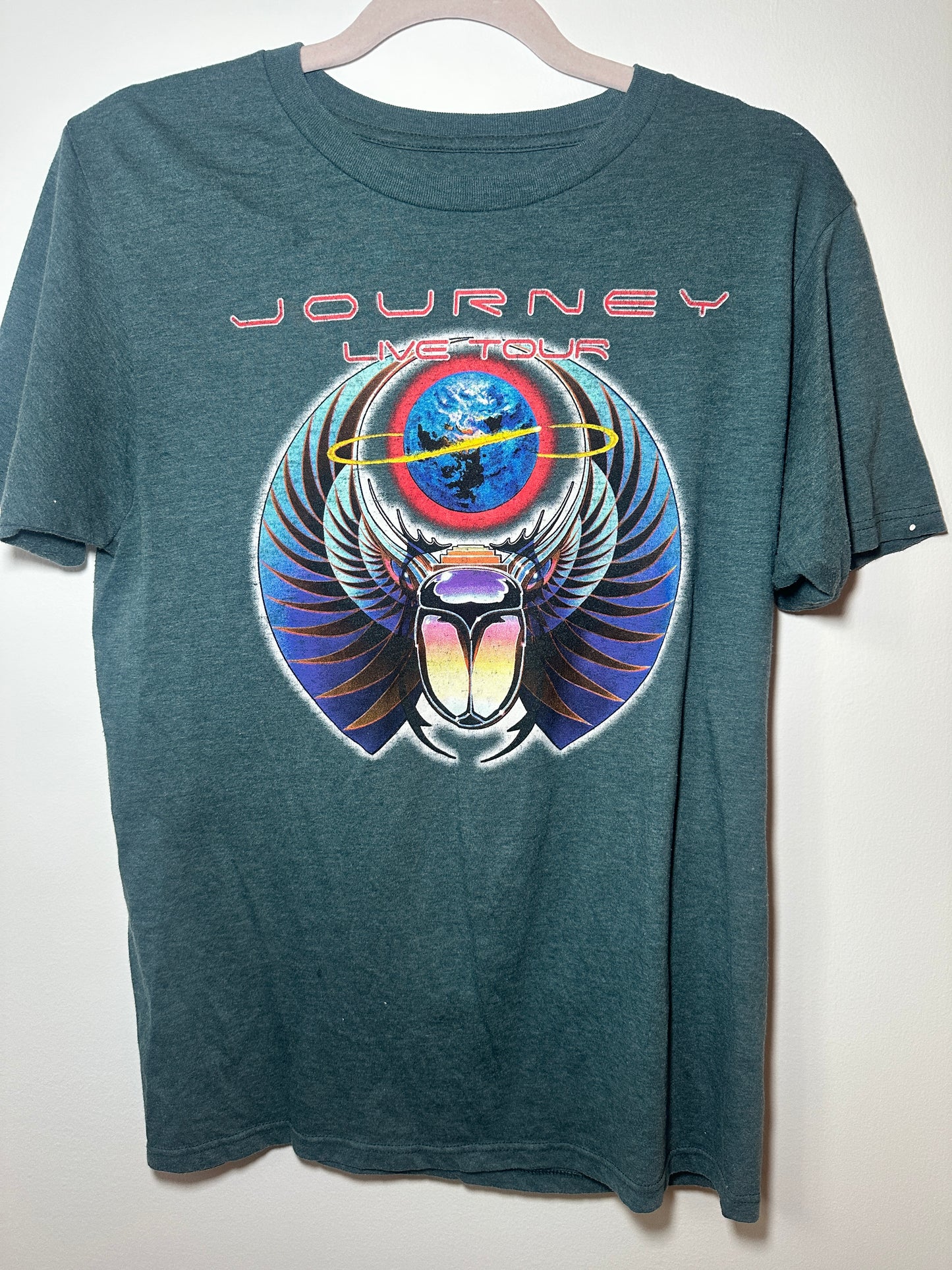 Journey Live Tour Graphic Tee – Medium | Soft Vintage-Inspired Band T-Shirt with Scarab Logo