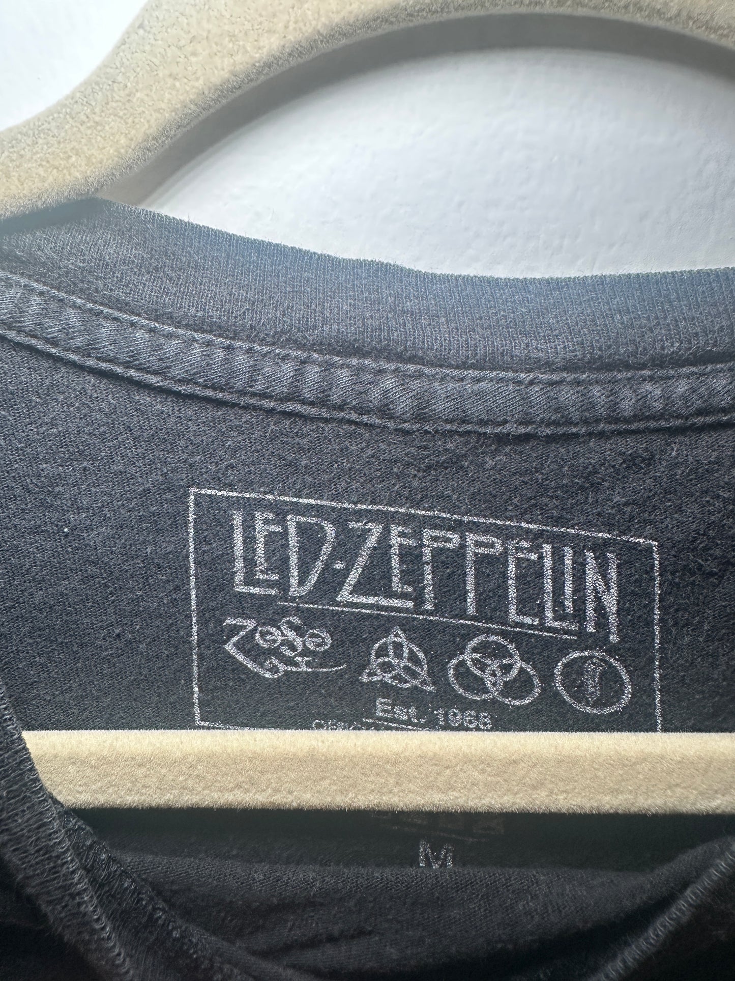 Led Zeppelin “Hermit” Graphic Tee – 70s | Medium Classic Rock Shirt with Band Symbols