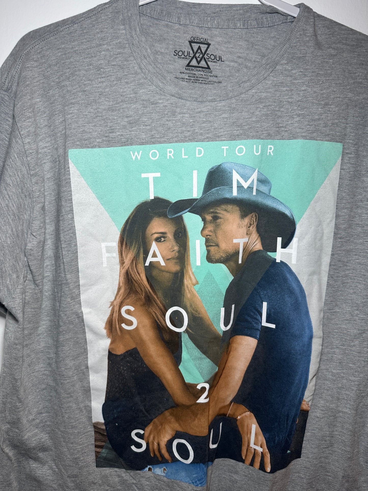 Tim McGraw & Faith Hill “Soul2Soul” 2017 Tour Graphic Tee – XL | Gray Country Music T-Shirt