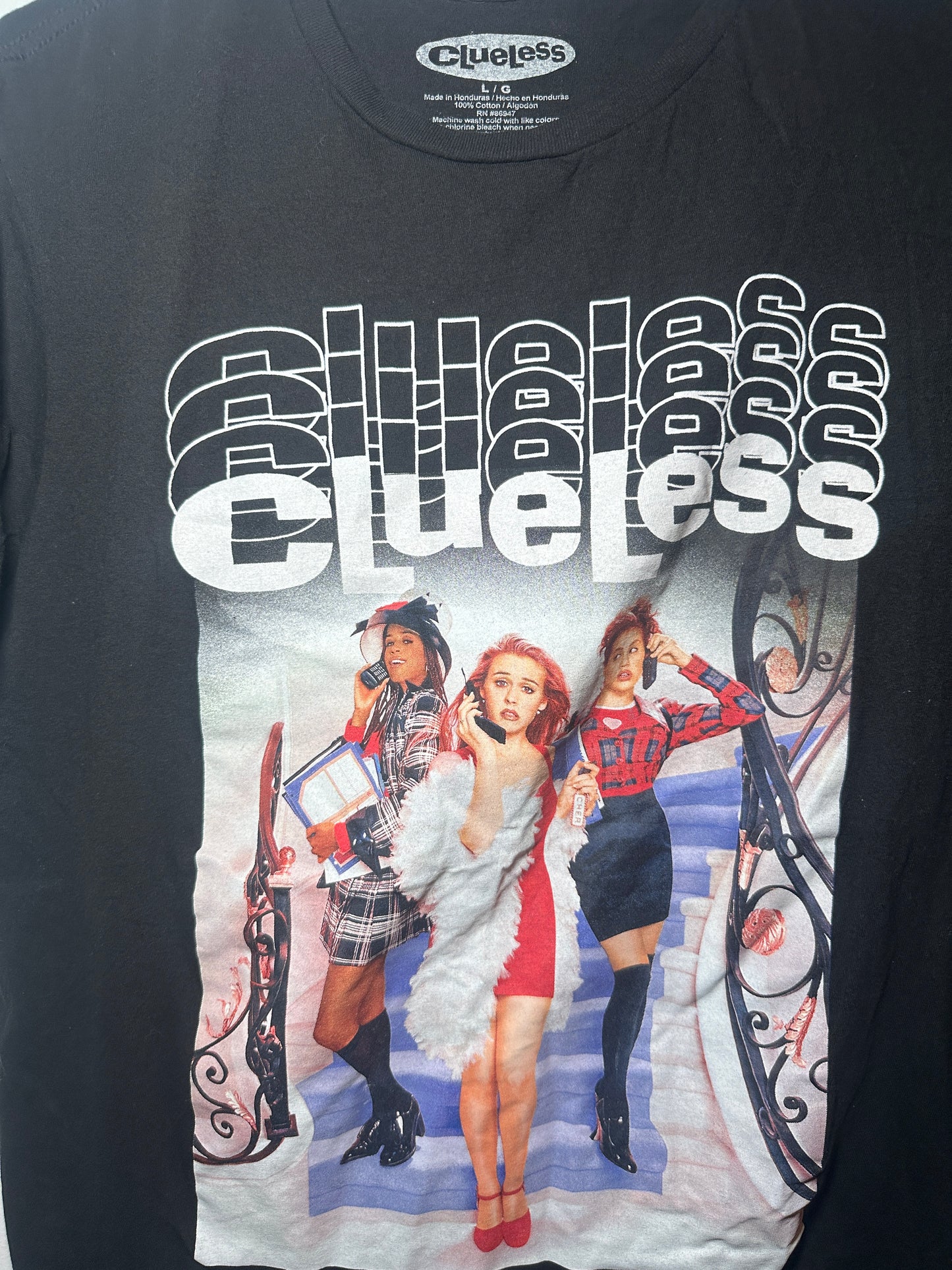Clueless Movie Poster Graphic Tee – 90s | Large Black TV & Movie Shirt
