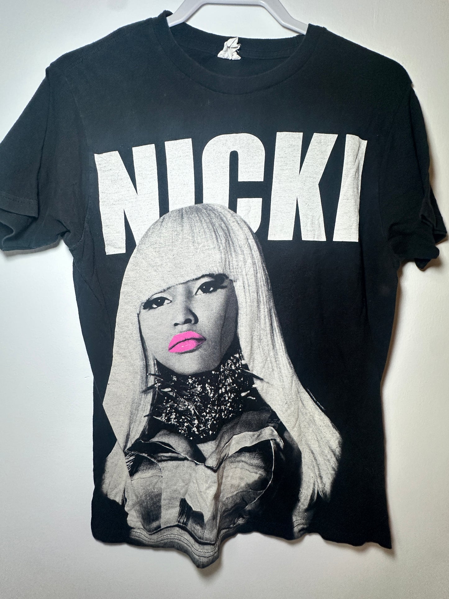 Nicki Minaj Graphic Tee – 2010s | Medium Black Pop / Hip-Hop Shirt