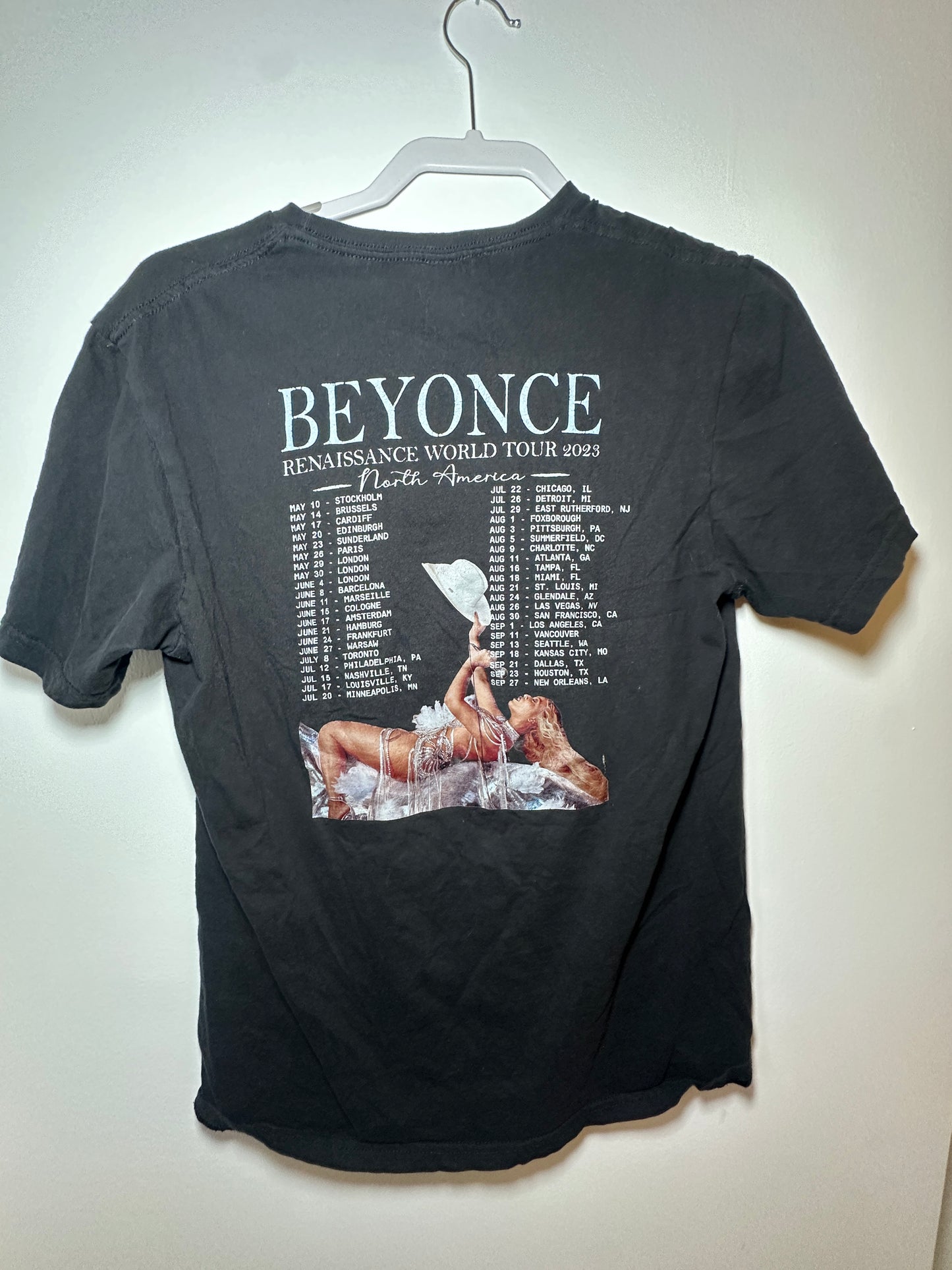 Beyoncé Renaissance World Tour Graphic Tee – 2023 | Medium Black Music Shirt